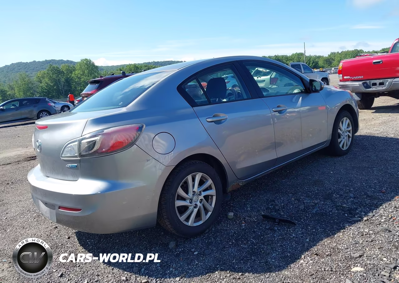 2012 Mazda Mazda3 I Touring VIN:JM1BL1V86C1523686 - 4