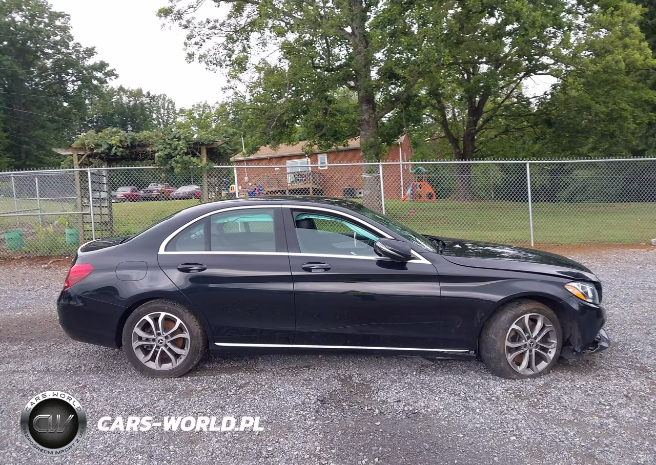 2016 Mercedes-Benz C 300 4Matic VIN:55SWF4KB7GU109791 - 14