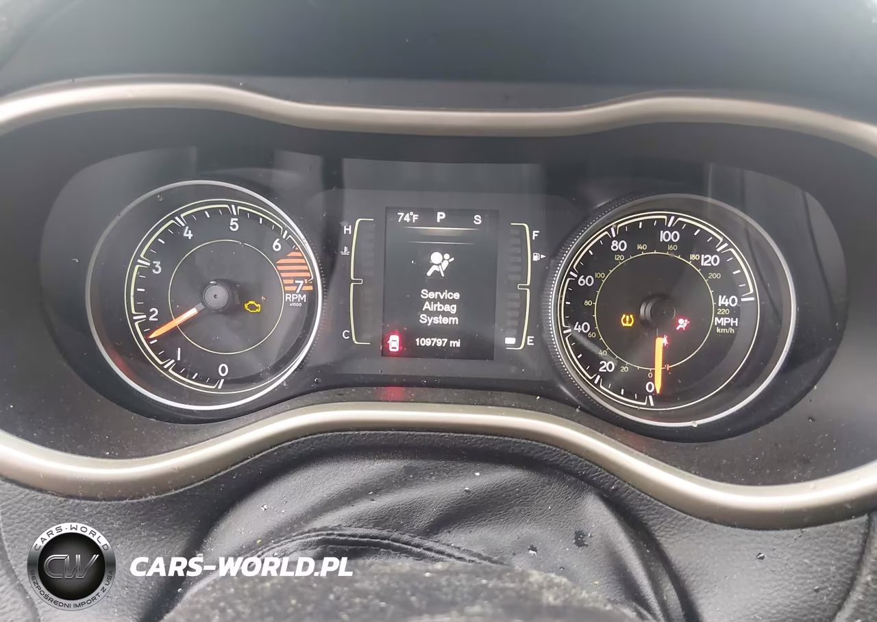 2016 Jeep Cherokee Sport VIN:1C4PJMAB9GW117988 - 7