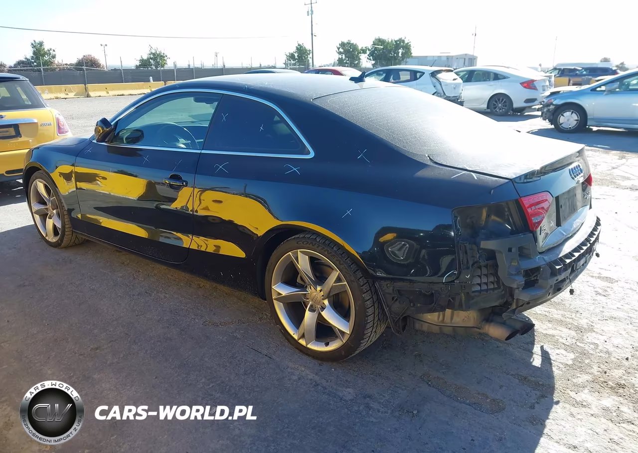 2011 Audi A5 2.0T Premium VIN:WAURFAFR3BA016107 - 3