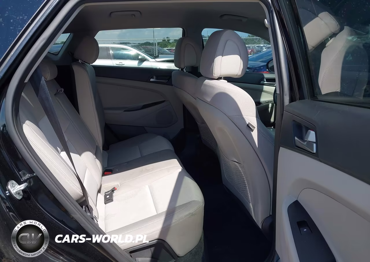 2016 Hyundai Tucson Sport VIN:KM8J33A23GU227114 - 8