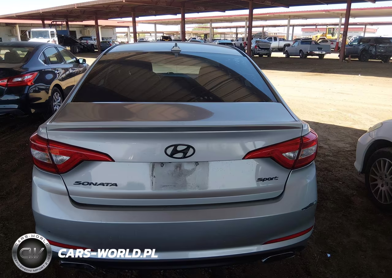 2015 Hyundai Sonata Sport VIN:5NPE34AF2FH063720 - 16