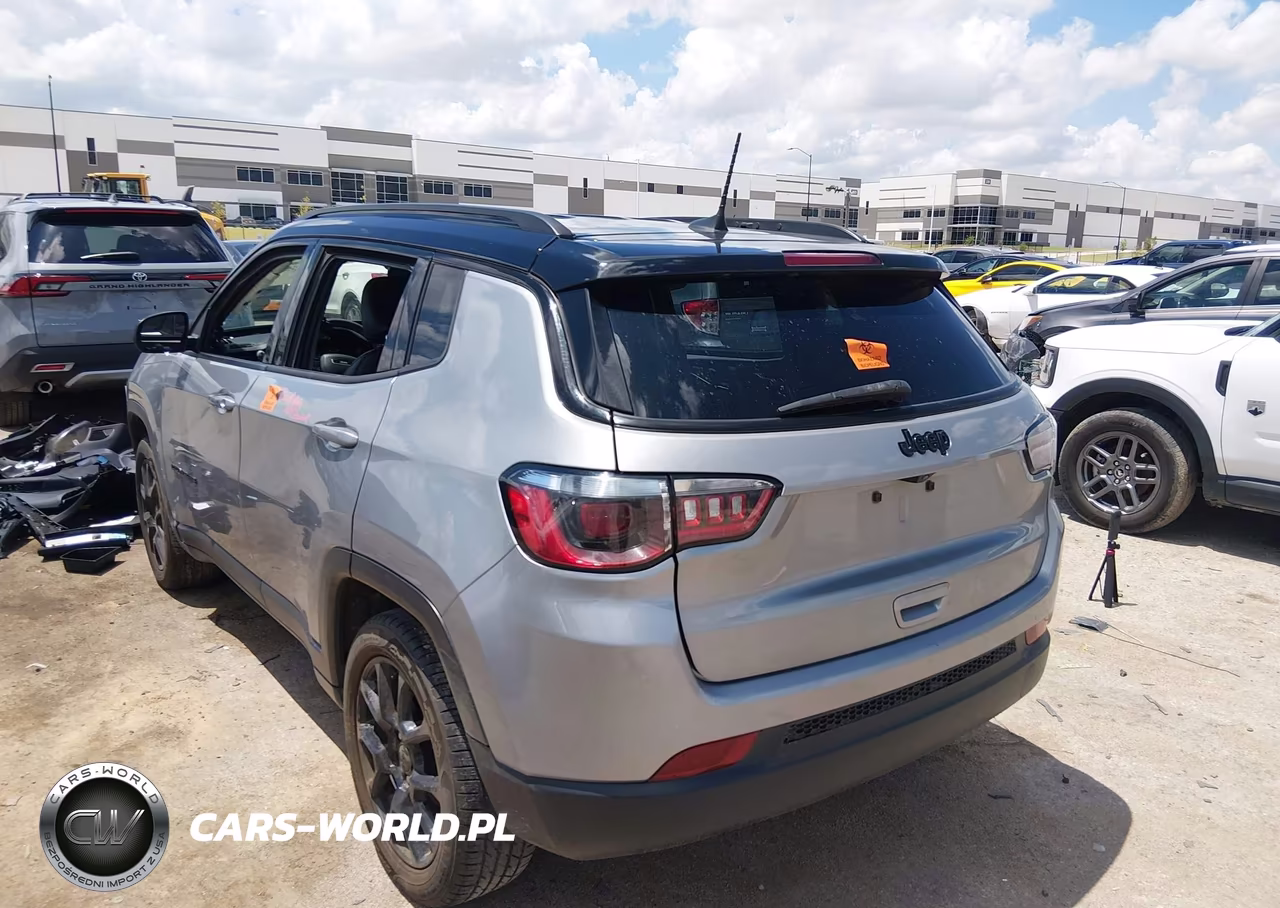2022 Jeep Compass Altitude Fwd VIN:3C4NJCBB9NT235087 - 3
