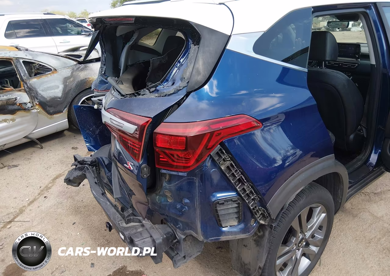 2021 Kia Seltos S VIN:KNDEU2AA1M7058662 - 6