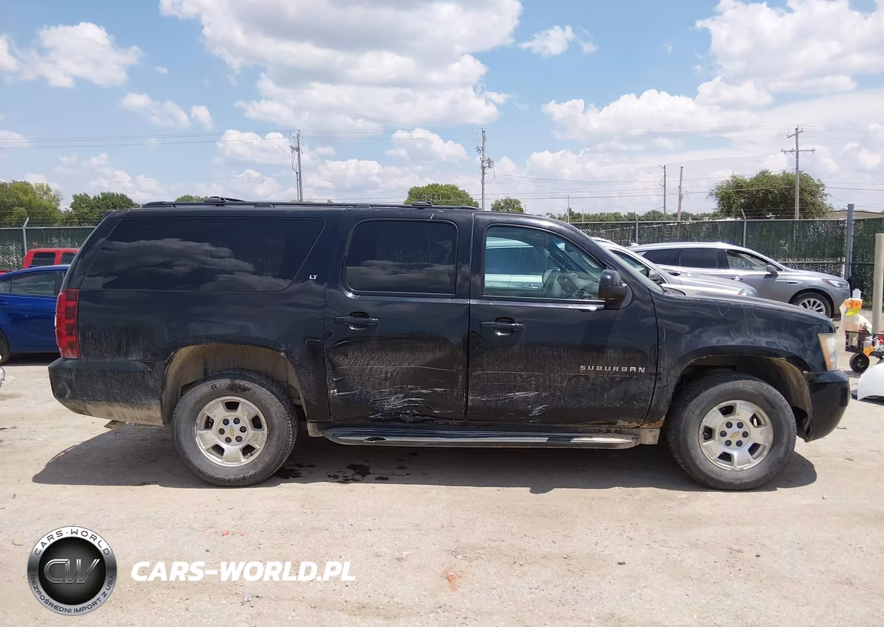 2013 Chevrolet Suburban Lt VIN:1GNSKJE77DR361765 - 14