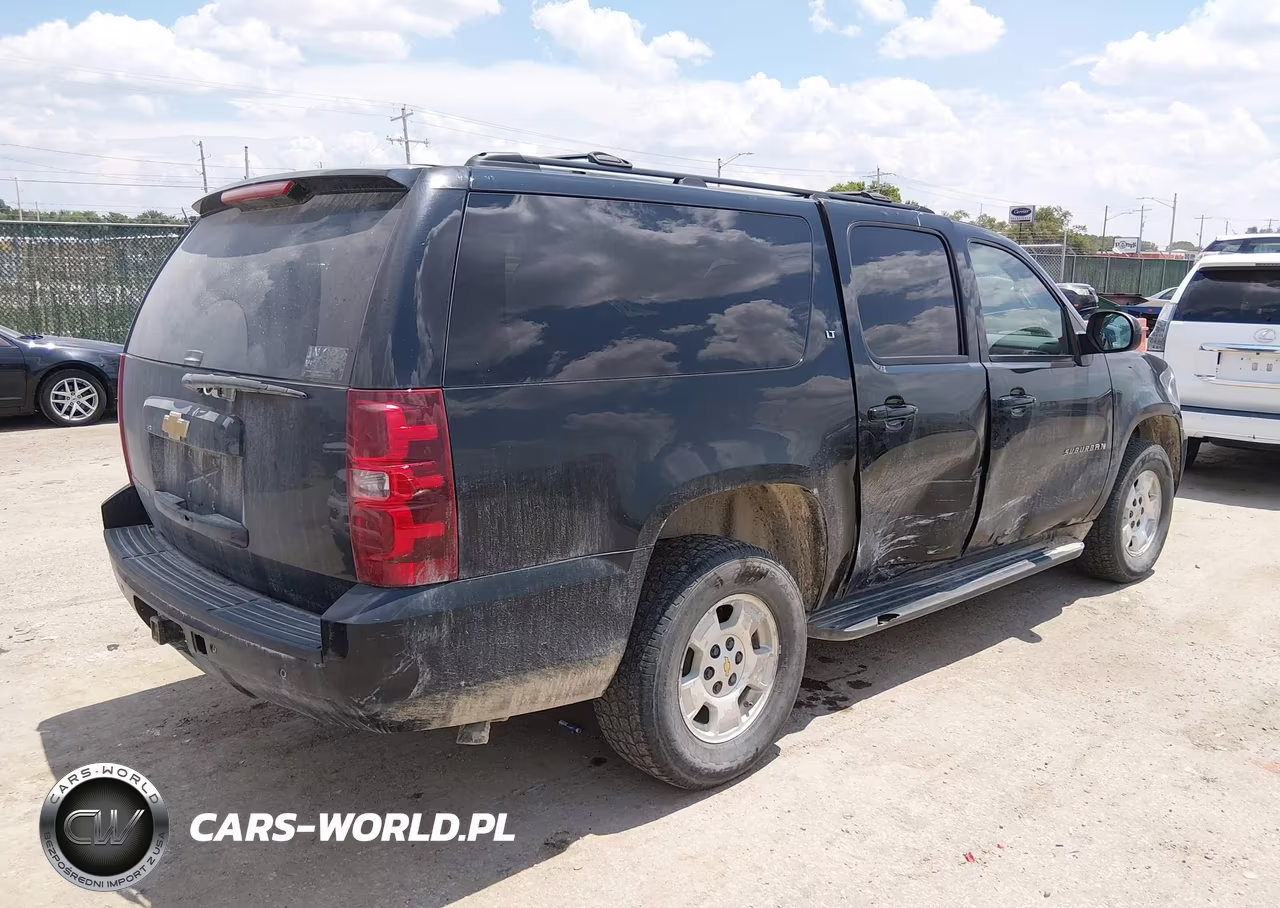 2013 Chevrolet Suburban Lt VIN:1GNSKJE77DR361765 - 4