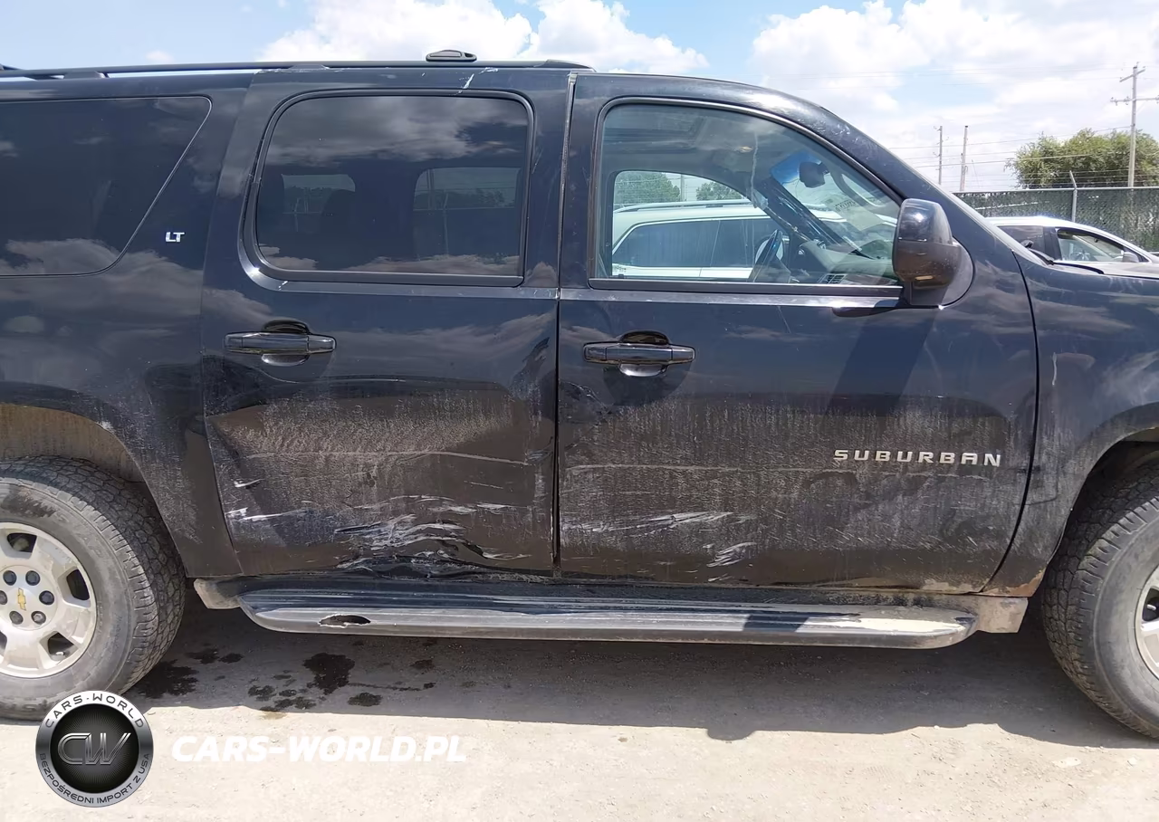 2013 Chevrolet Suburban Lt VIN:1GNSKJE77DR361765 - 6
