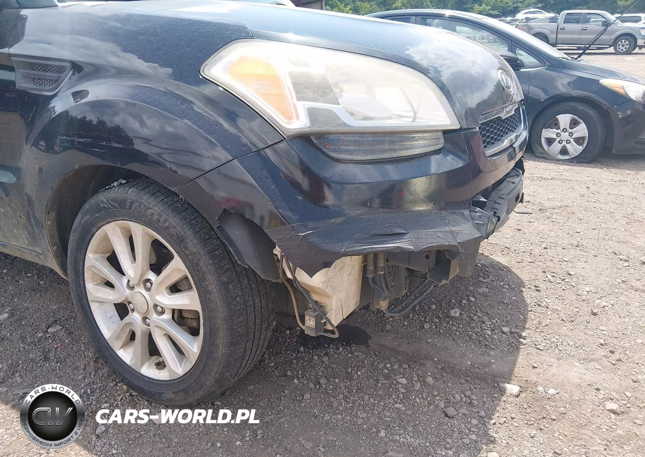 2011 Kia Soul + VIN:KNDJT2A21B7733319 - 13