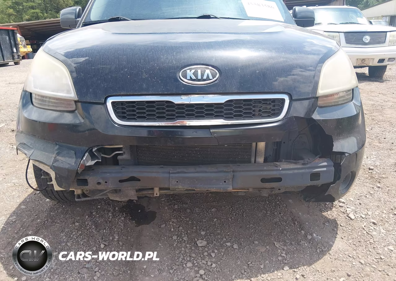 2011 Kia Soul + VIN:KNDJT2A21B7733319 - 14