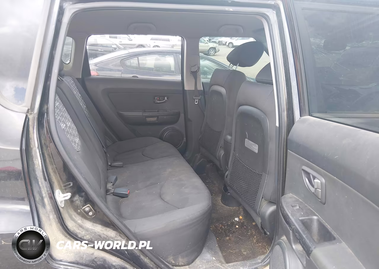 2011 Kia Soul + VIN:KNDJT2A21B7733319 - 8