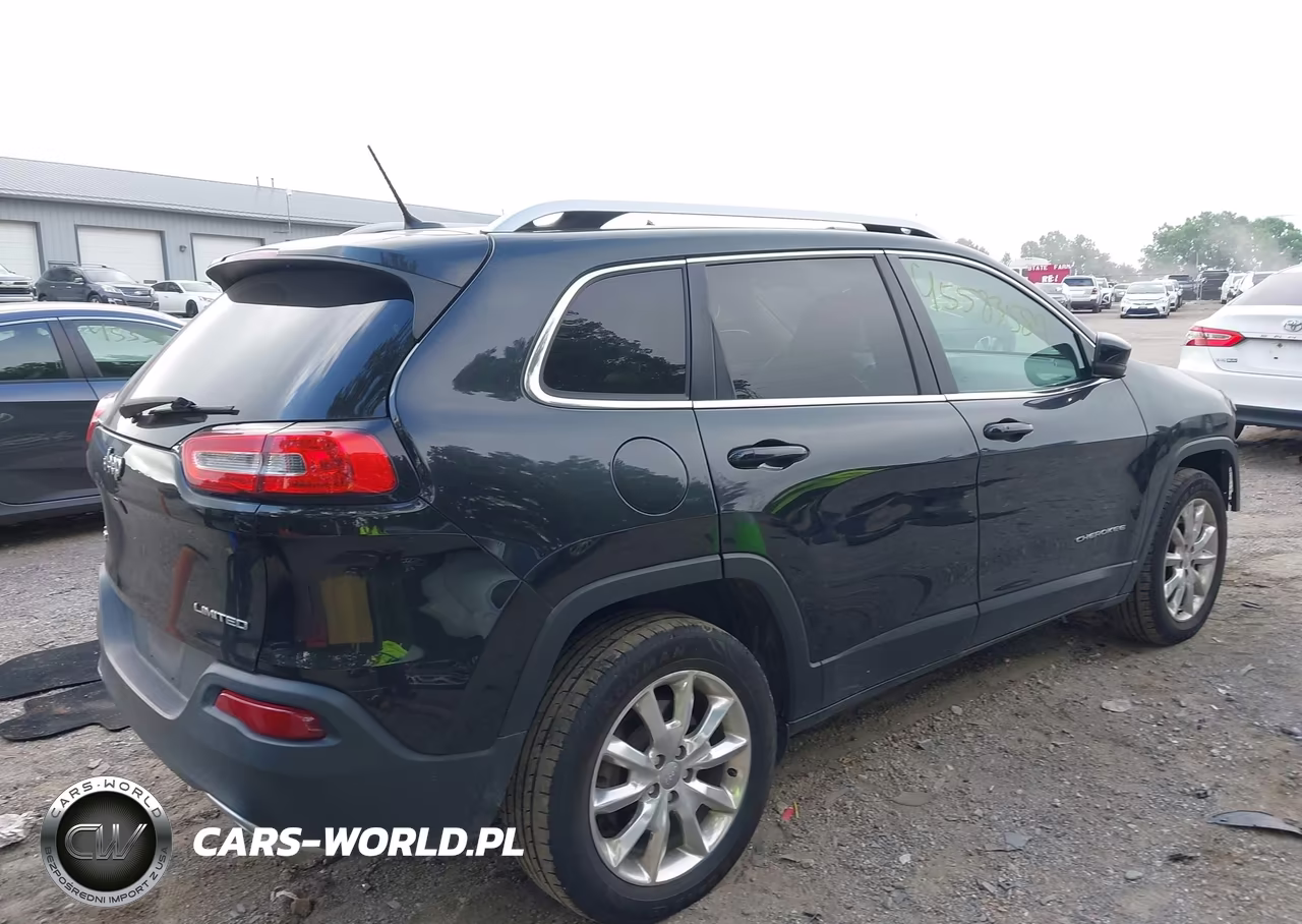 2015 Jeep Cherokee Limited VIN:1C4PJMDS2FW729864 - 4