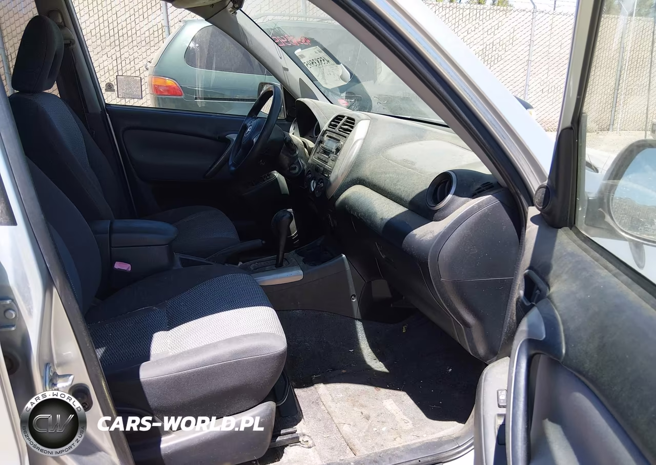 2004 Toyota Rav4 VIN:JTEHD20V146014003 - 5