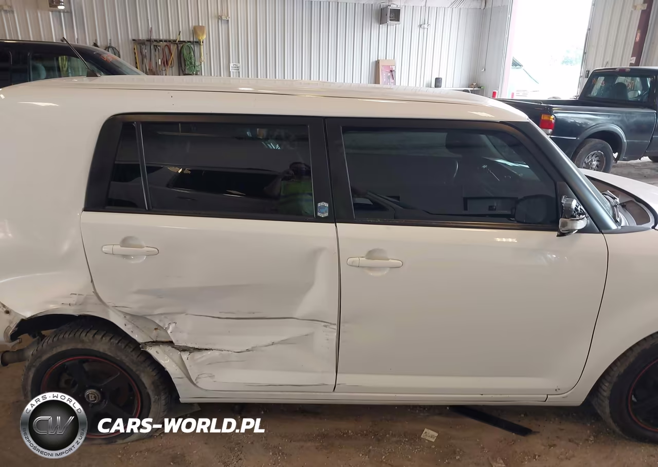 2015 Scion Xb VIN:JTLZE4FE7FJ070606 - 13