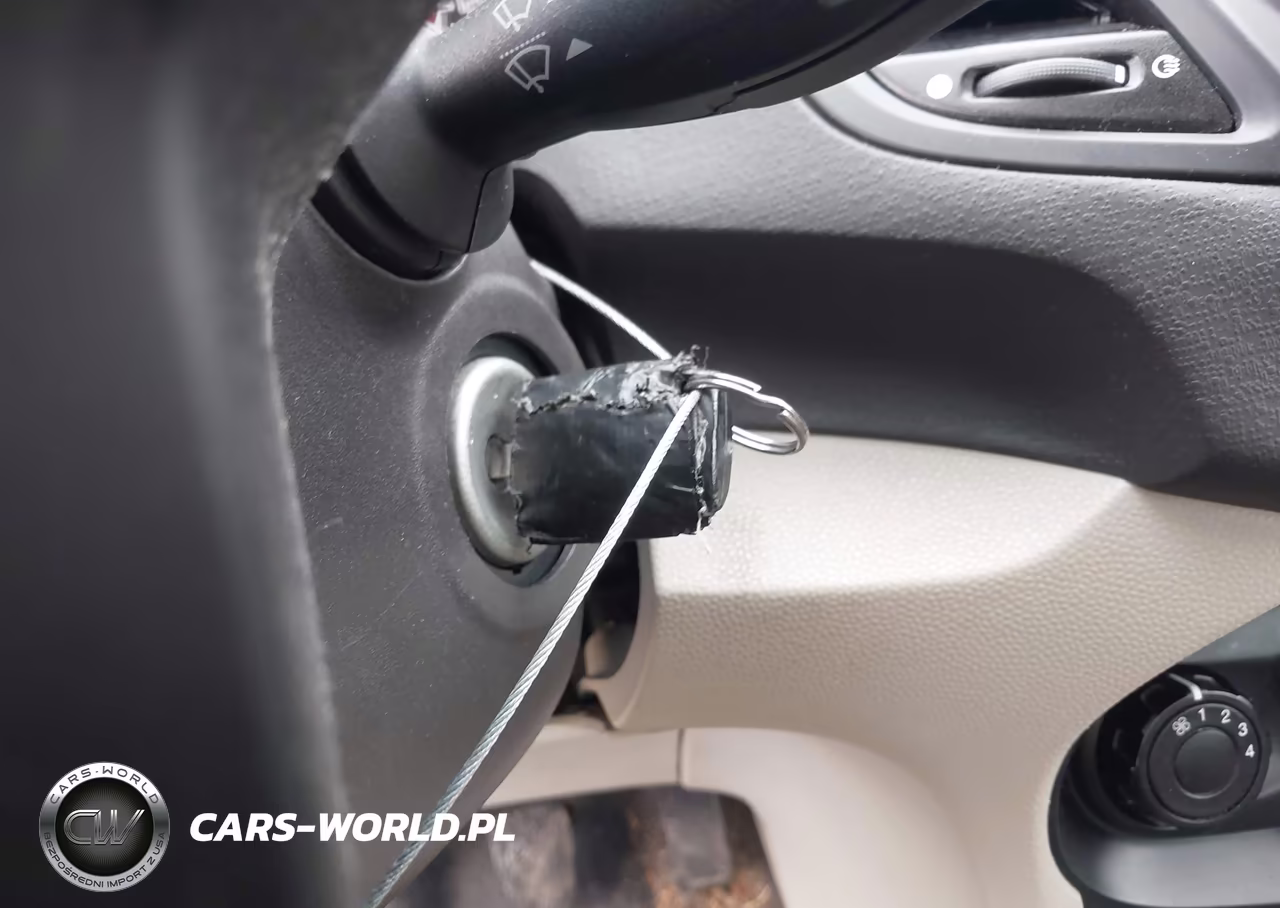 2012 Ford Fiesta S VIN:3FADP4AJ8CM170092 - 11