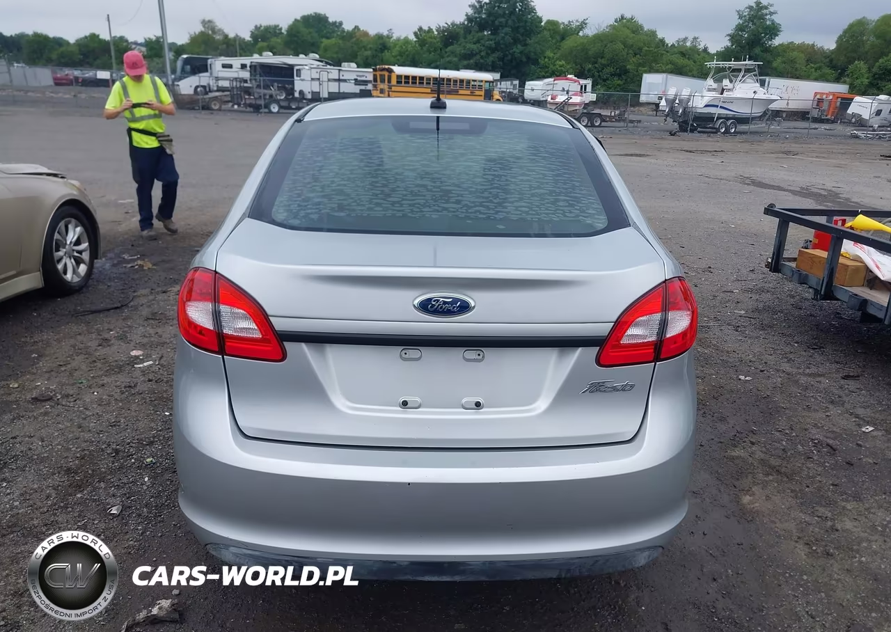 2012 Ford Fiesta S VIN:3FADP4AJ8CM170092 - 16