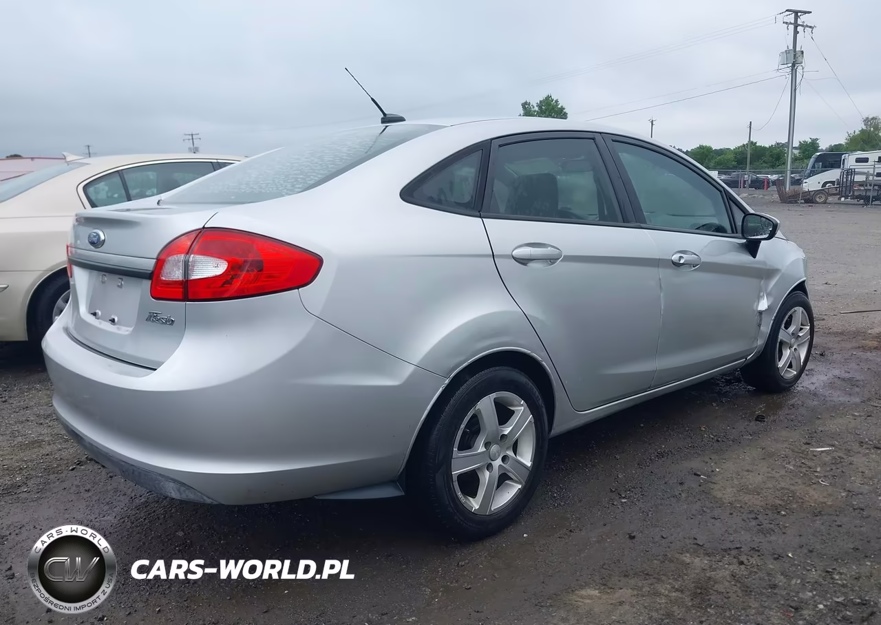 2012 Ford Fiesta S VIN:3FADP4AJ8CM170092 - 4