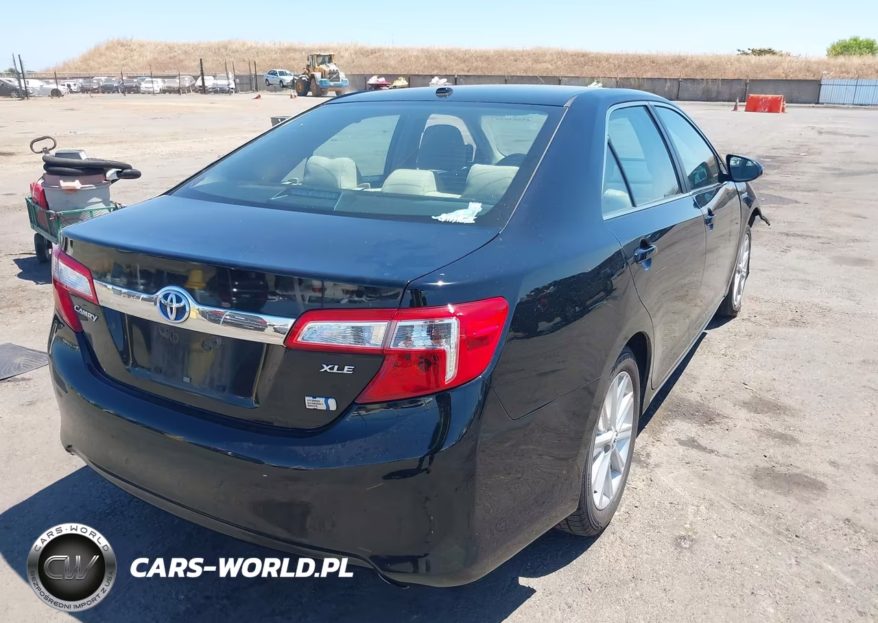 2013 Toyota Camry Hybrid Xle VIN:4T1BD1FK2DU069004 - 4