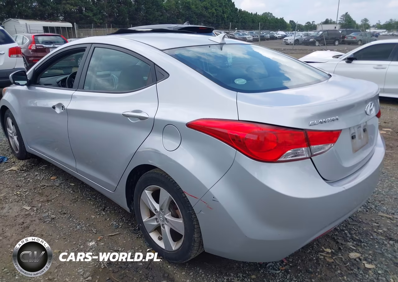 2013 Hyundai Elantra Gls VIN:5NPDH4AEXDH268509 - 3