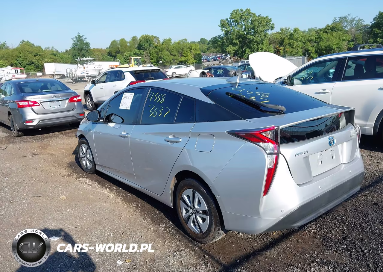 2018 Toyota Prius Four VIN:JTDKARFU7J3064315 - 3