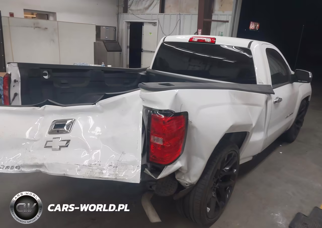 2018 Chevrolet Silverado 1500 Wt VIN:1GCNCNEH4JZ381096 - 4