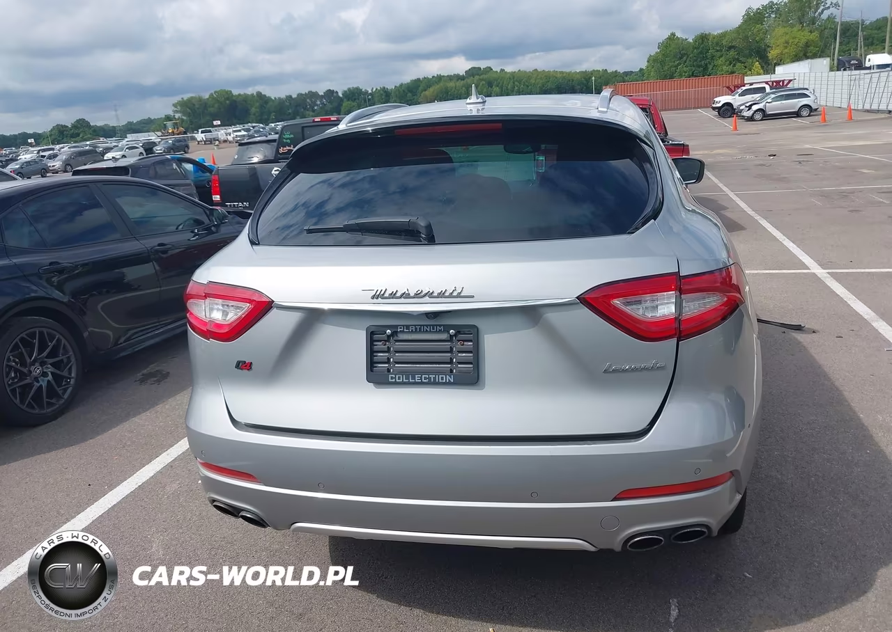 2017 Maserati Levante VIN:ZN661XUL5HX243891 - 17