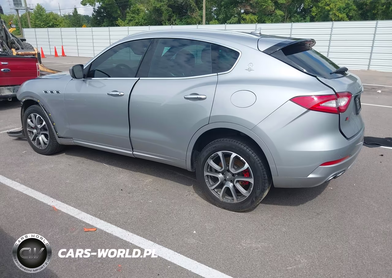 2017 Maserati Levante VIN:ZN661XUL5HX243891 - 3