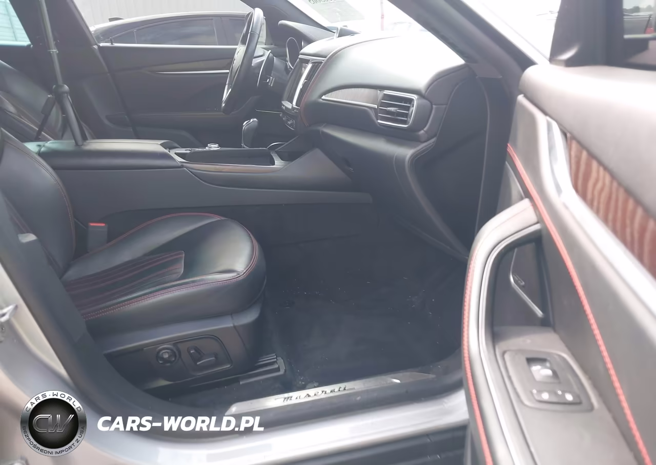 2017 Maserati Levante VIN:ZN661XUL5HX243891 - 5