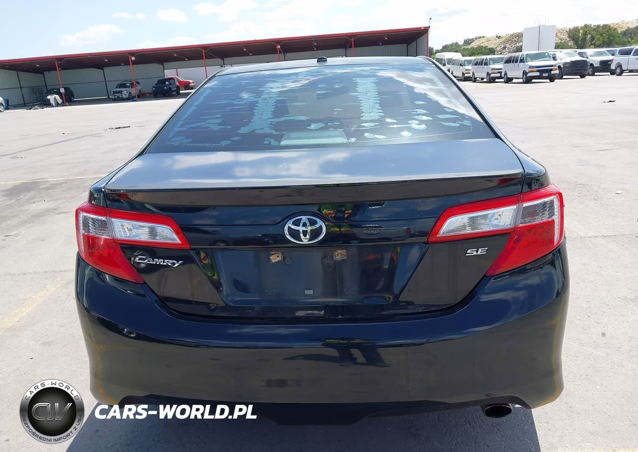 2014 Toyota Camry Se VIN:4T1BF1FK1EU329808 - 16
