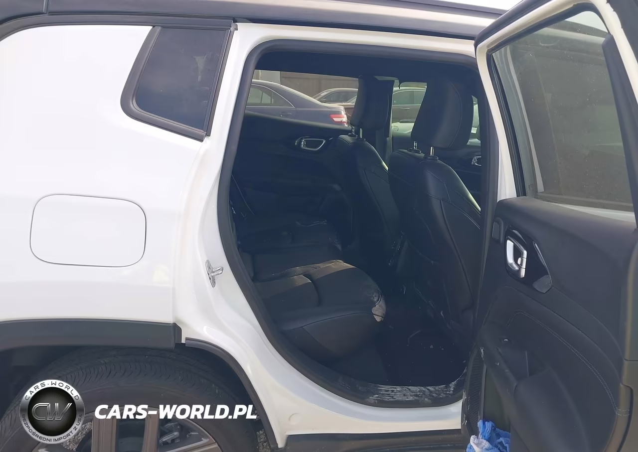 2026 Jeep Compass Limited Altitude VIN:3C4NJDCN5TT152736 - 8