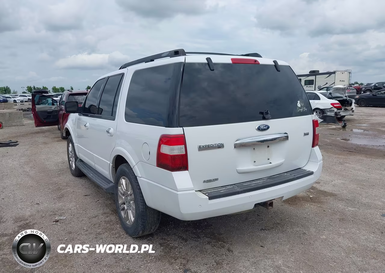 2011 Ford Expedition Xlt VIN:1FMJU1H54BEF50186 - 3