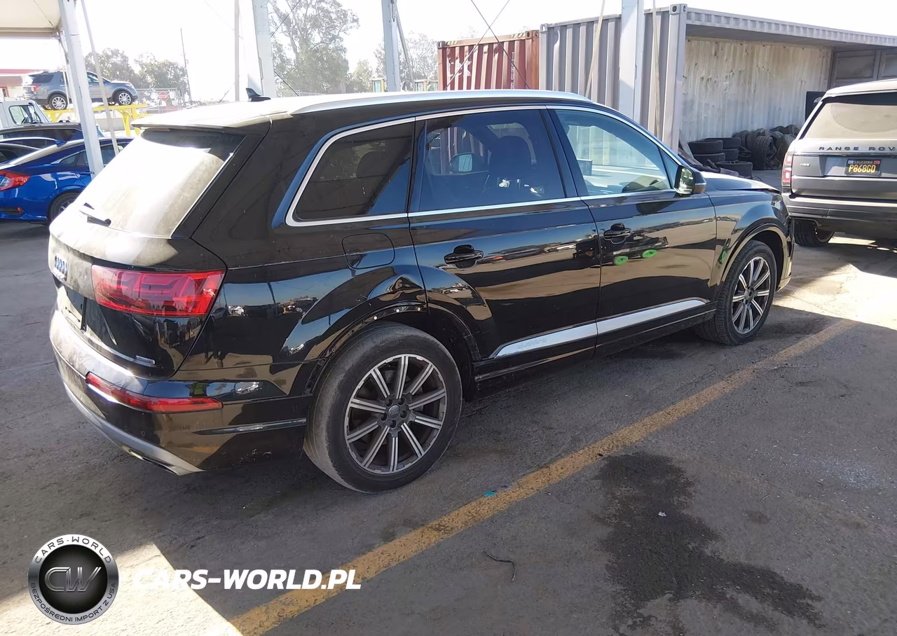 2019 Audi Q7 45 Premium VIN:WA1LHAF72KD035810 - 4
