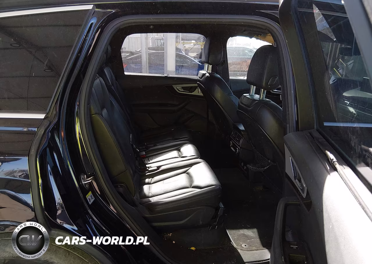 2019 Audi Q7 45 Premium VIN:WA1LHAF72KD035810 - 8