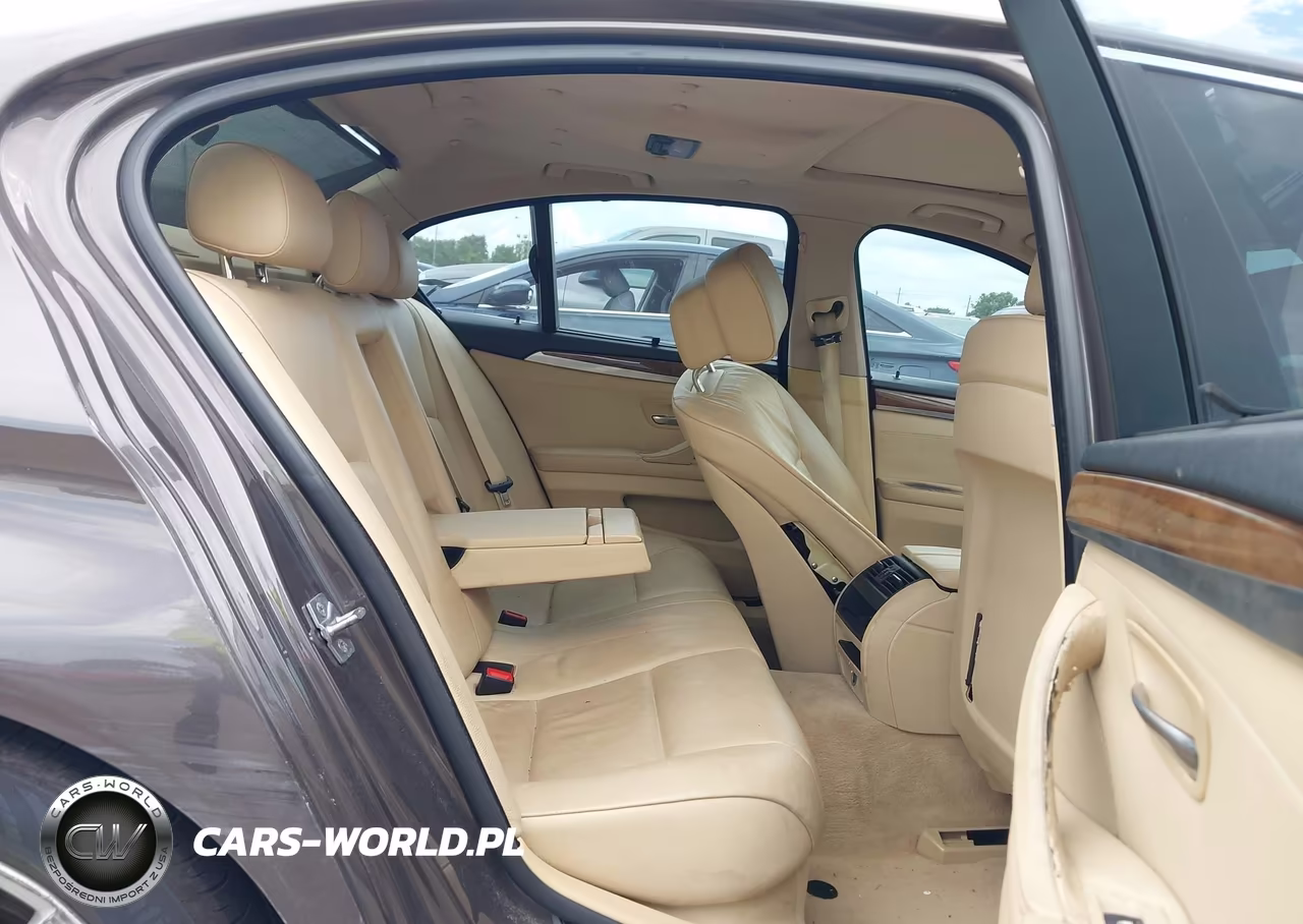 2011 BMW 528I VIN:WBAFR1C53BC740976 - 8
