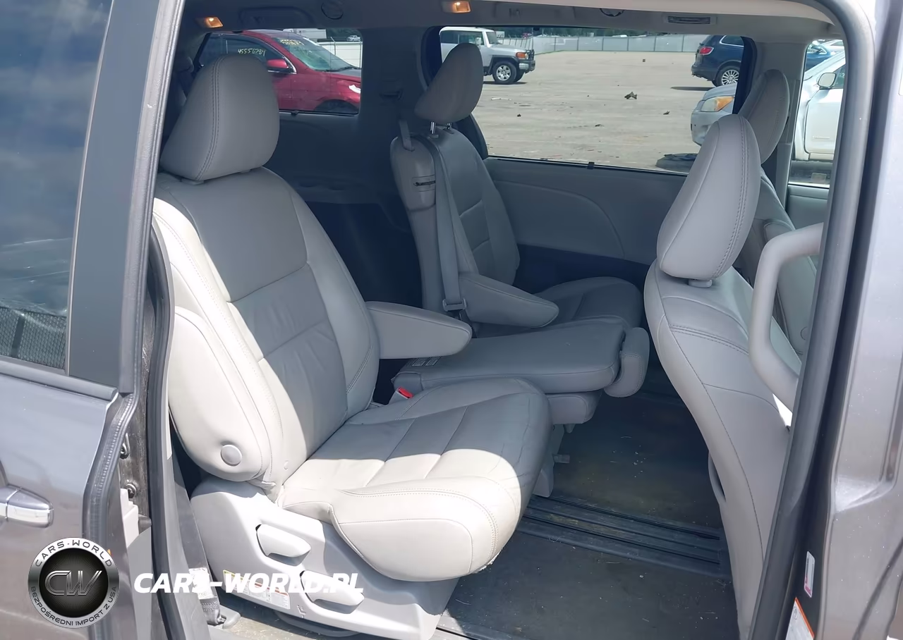 2018 Toyota Sienna Xle Premium 8 Passenger VIN:5TDYZ3DCXJS928671 - 8