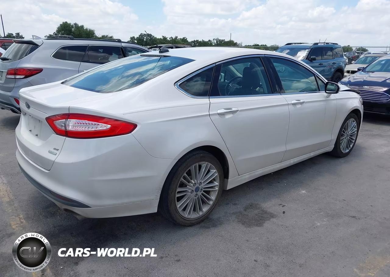 2014 Ford Fusion Se VIN:3FA6P0HDXER184695 - 4