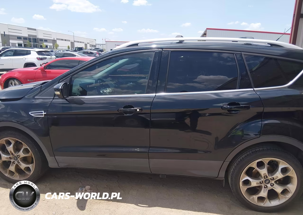 2016 Ford Escape Titanium VIN:1FMCU0J94GUB70830 - 13