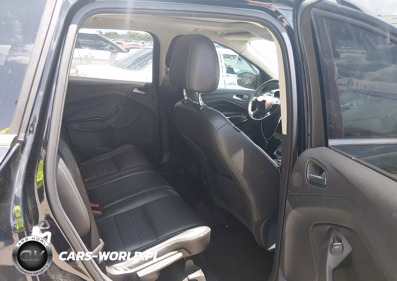 2016 Ford Escape Titanium VIN:1FMCU0J94GUB70830 - 8