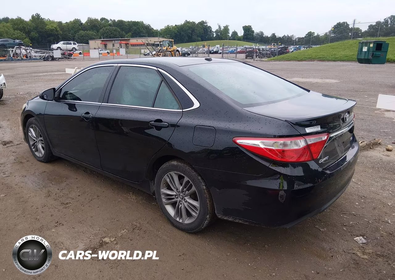 2015 Toyota Camry Se VIN:4T1BF1FK3FU027454 - 3