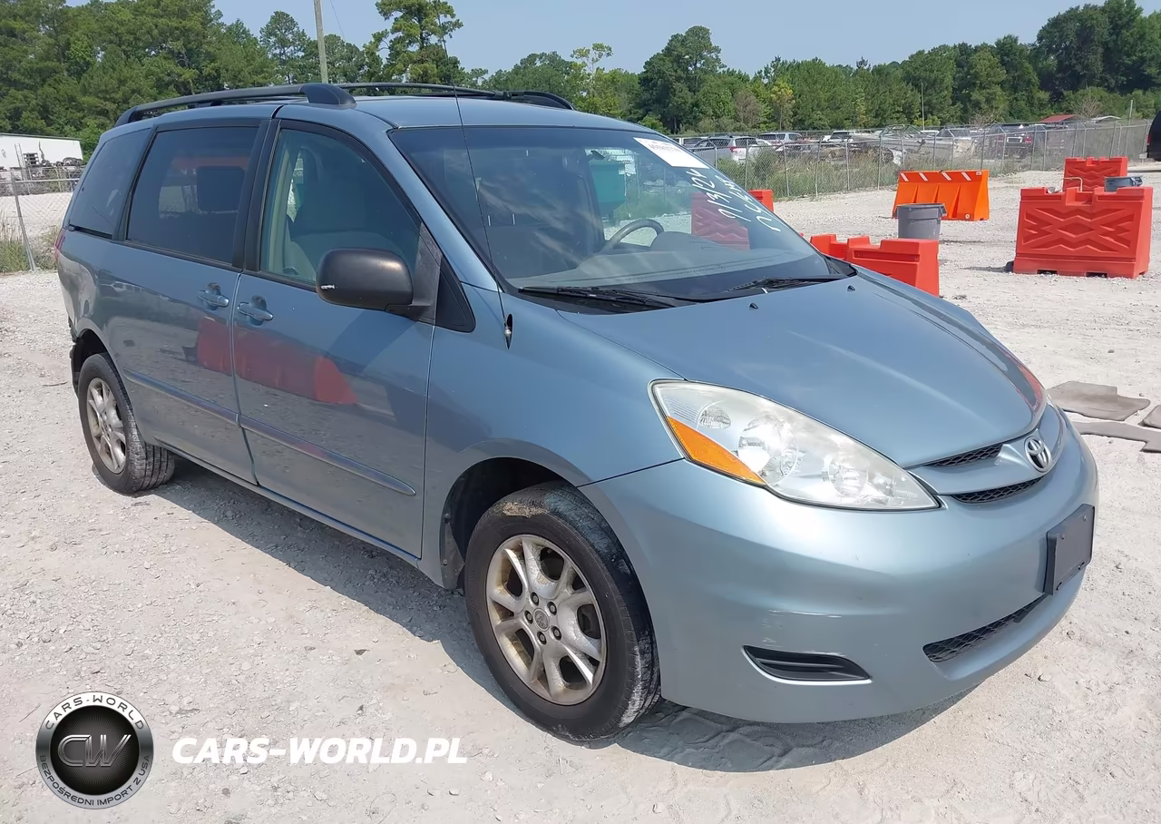 2006 Toyota Sienna Le