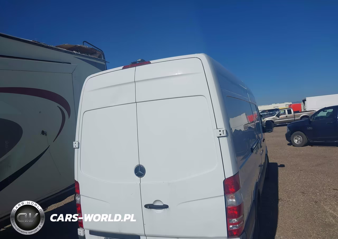 2017 Mercedes-Benz Sprinter 2500 High Roof V6 VIN:WD3PE8CD7HP523025 - 16
