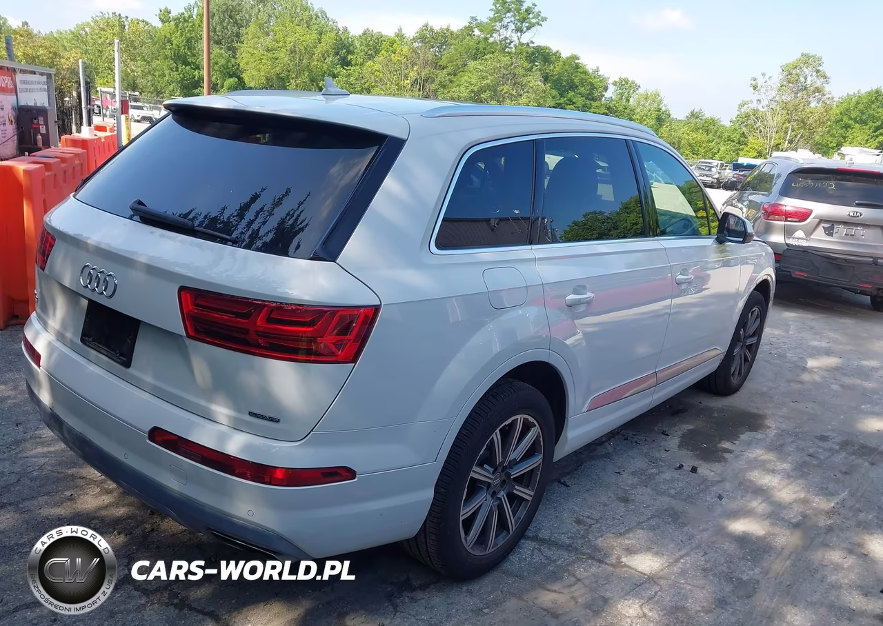 2019 Audi Q7 55 Premium-55 Se Premium VIN:WA1LAAF72KD041076 - 4