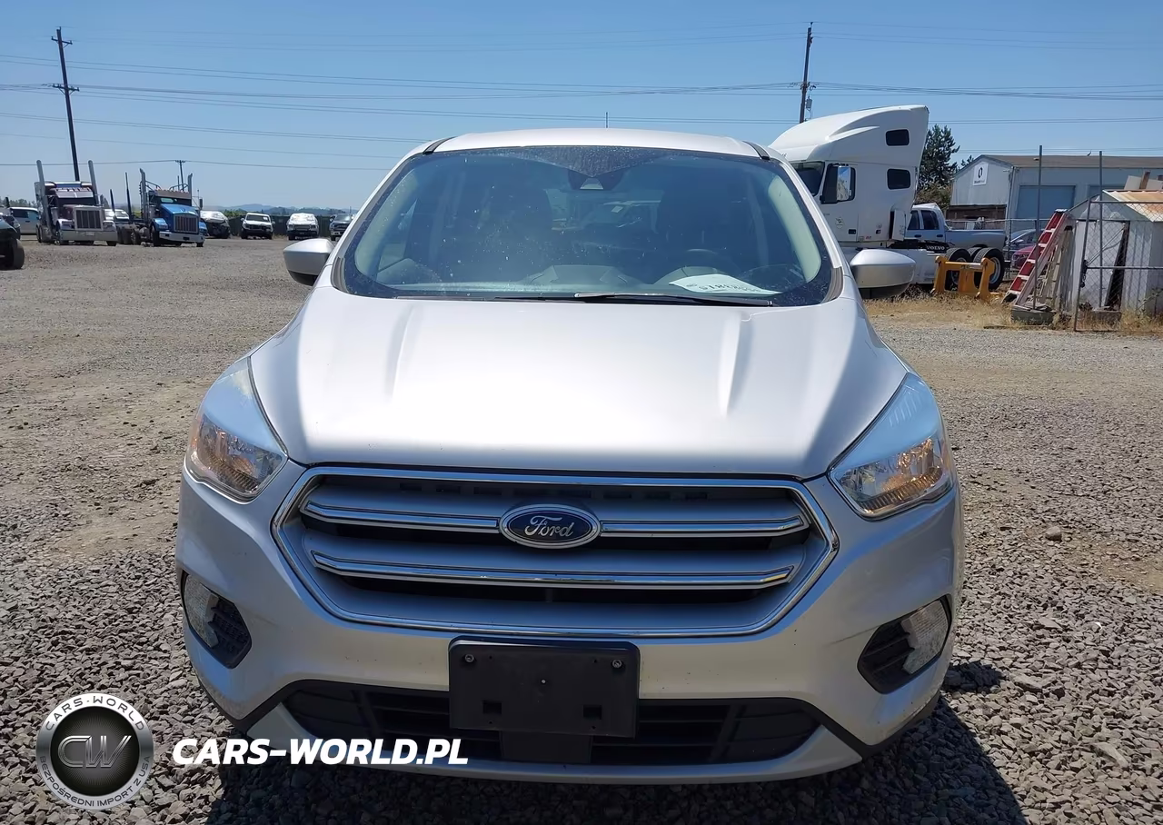 2019 Ford Escape Se VIN:1FMCU9GD4KUA65813 - 17