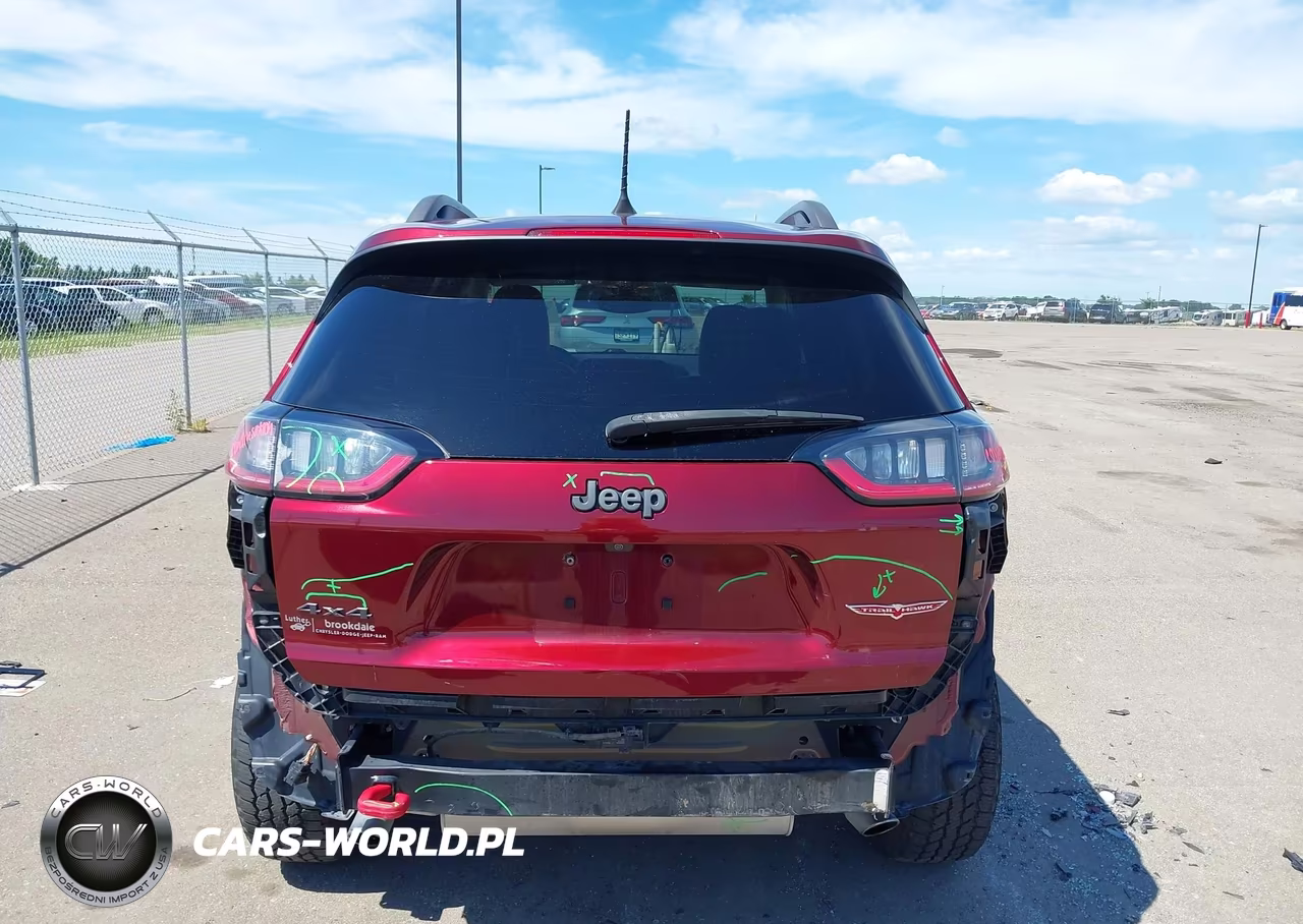 2019 Jeep Cherokee Trailhawk 4X4 VIN:1C4PJMBN3KD227125 - 17