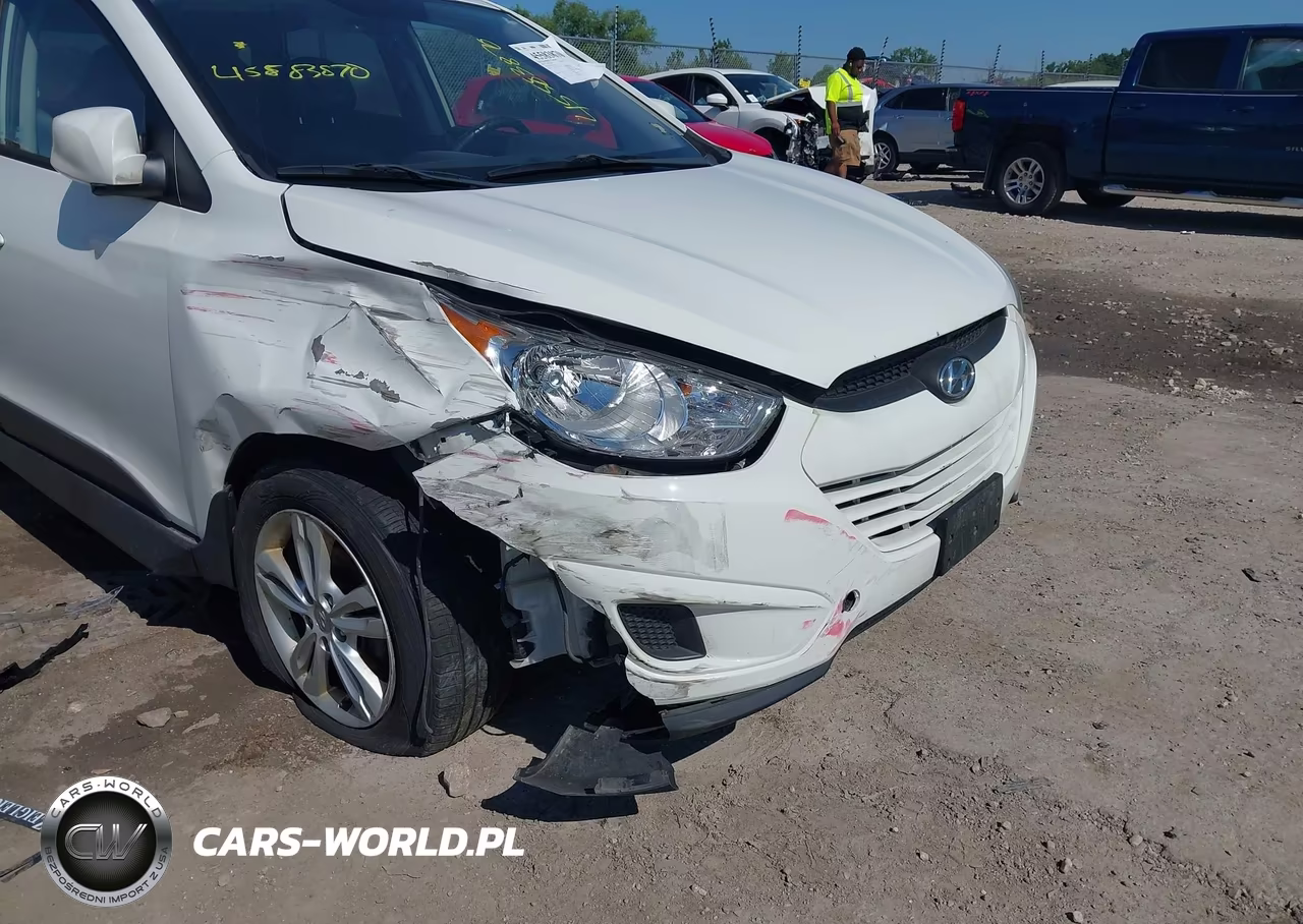 2011 Hyundai Tucson Gls VIN:KM8JU3AC2BU314663 - 6
