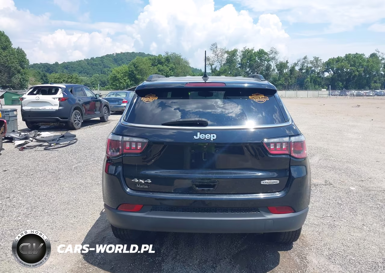 2020 Jeep Compass Latitude 4X4 VIN:3C4NJDBB2LT219428 - 17