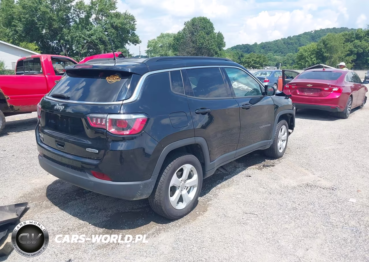 2020 Jeep Compass Latitude 4X4 VIN:3C4NJDBB2LT219428 - 4