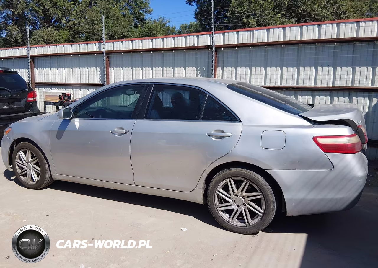 2009 Toyota Camry Le VIN:4T4BE46K99R121482 - 15