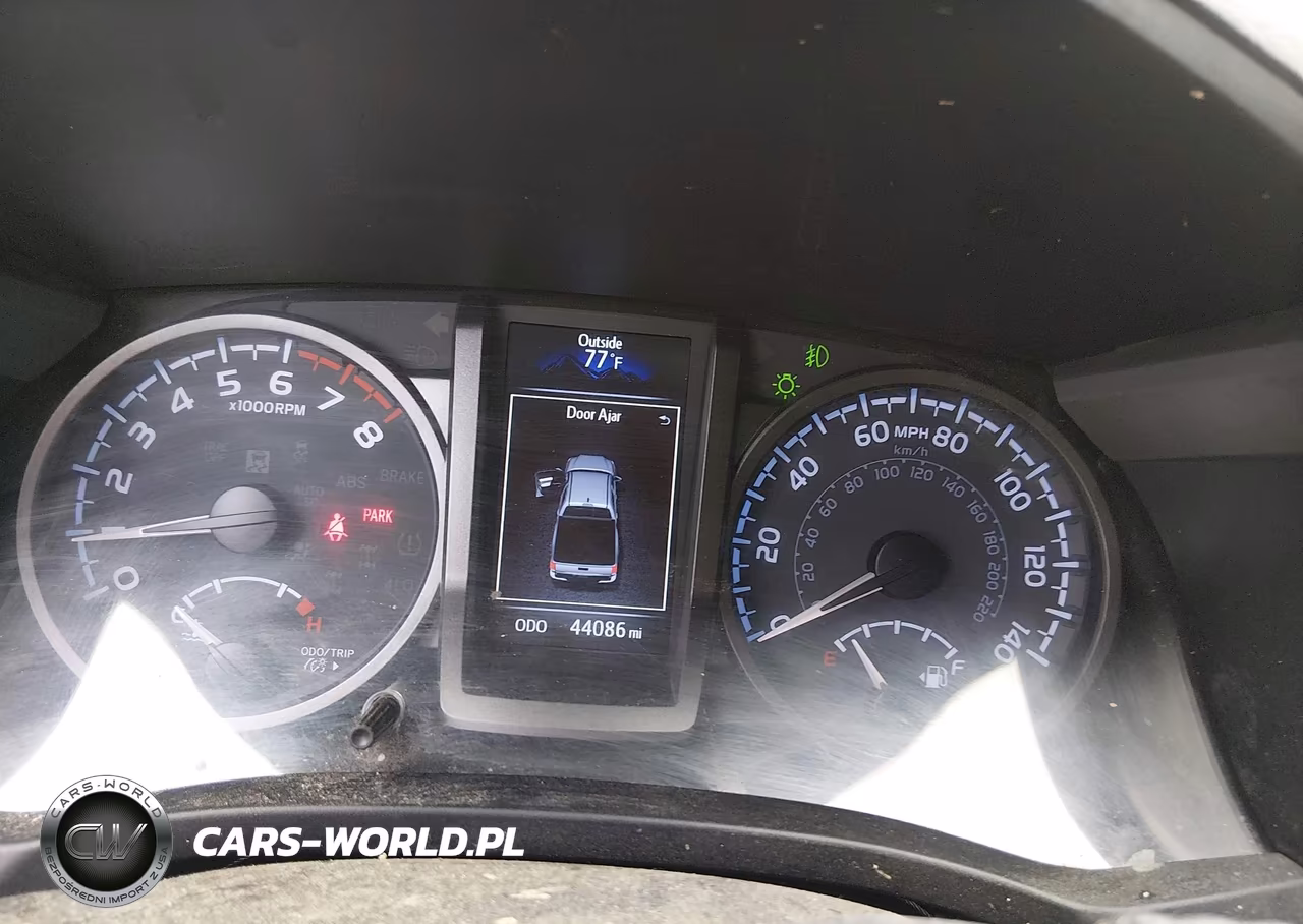 2022 Toyota Tacoma Trd Off Road VIN:3TYCZ5AN4NT083032 - 15