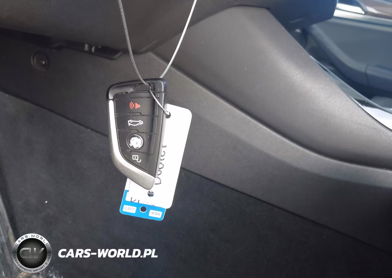 2020 BMW X3 xDrive30I VIN:5UXTY5C04LLT36847 - 11