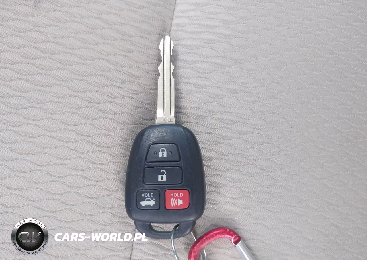 2016 Toyota Corolla Le VIN:2T1BURHE6GC683212 - 11
